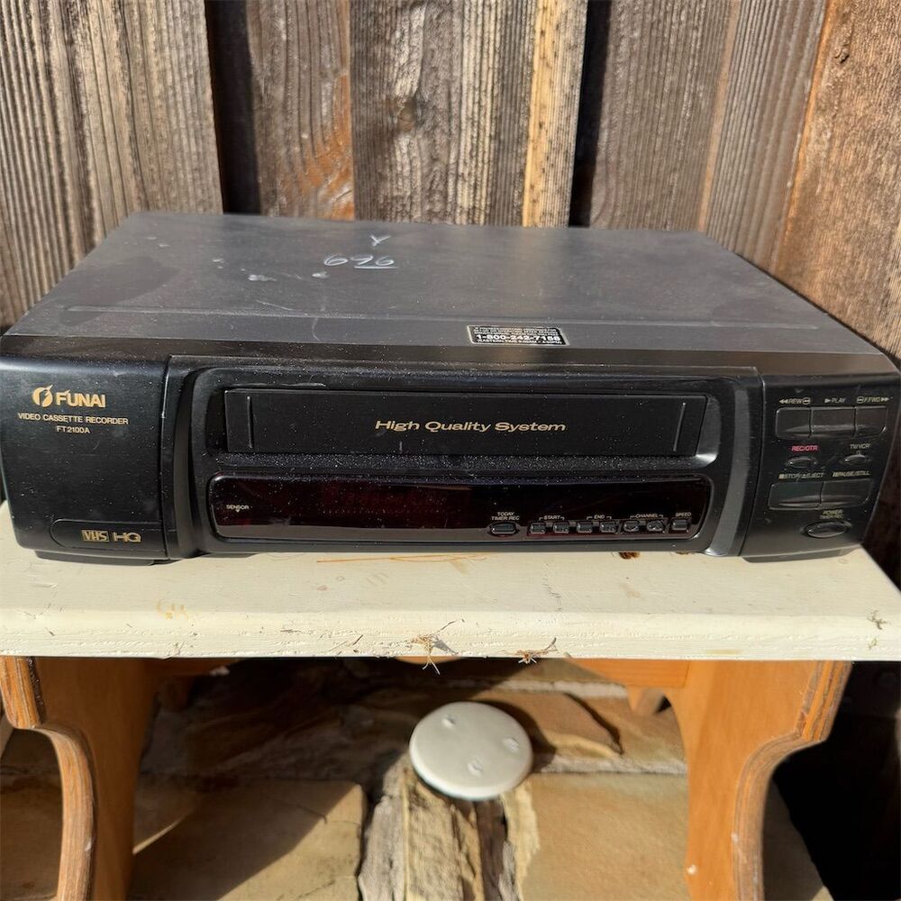 Funai VCR FT2100A VHS Player with Audio/Video Connectivity
